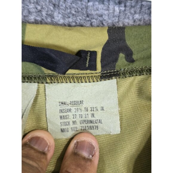 Vintage US Military ECWCS Trousers Mens Small Regular Woodland Camo PTFE 80s - Picture 13 of 16